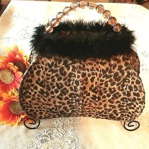 A UNIQUE PIECE FOR DECOR OR THE INTENT/LAMP SHADE